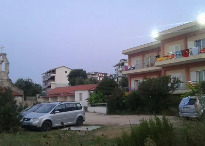 Oasis Drymades Hotel