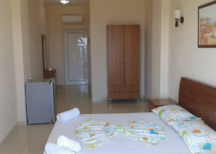 Oasis Drymades Hotel